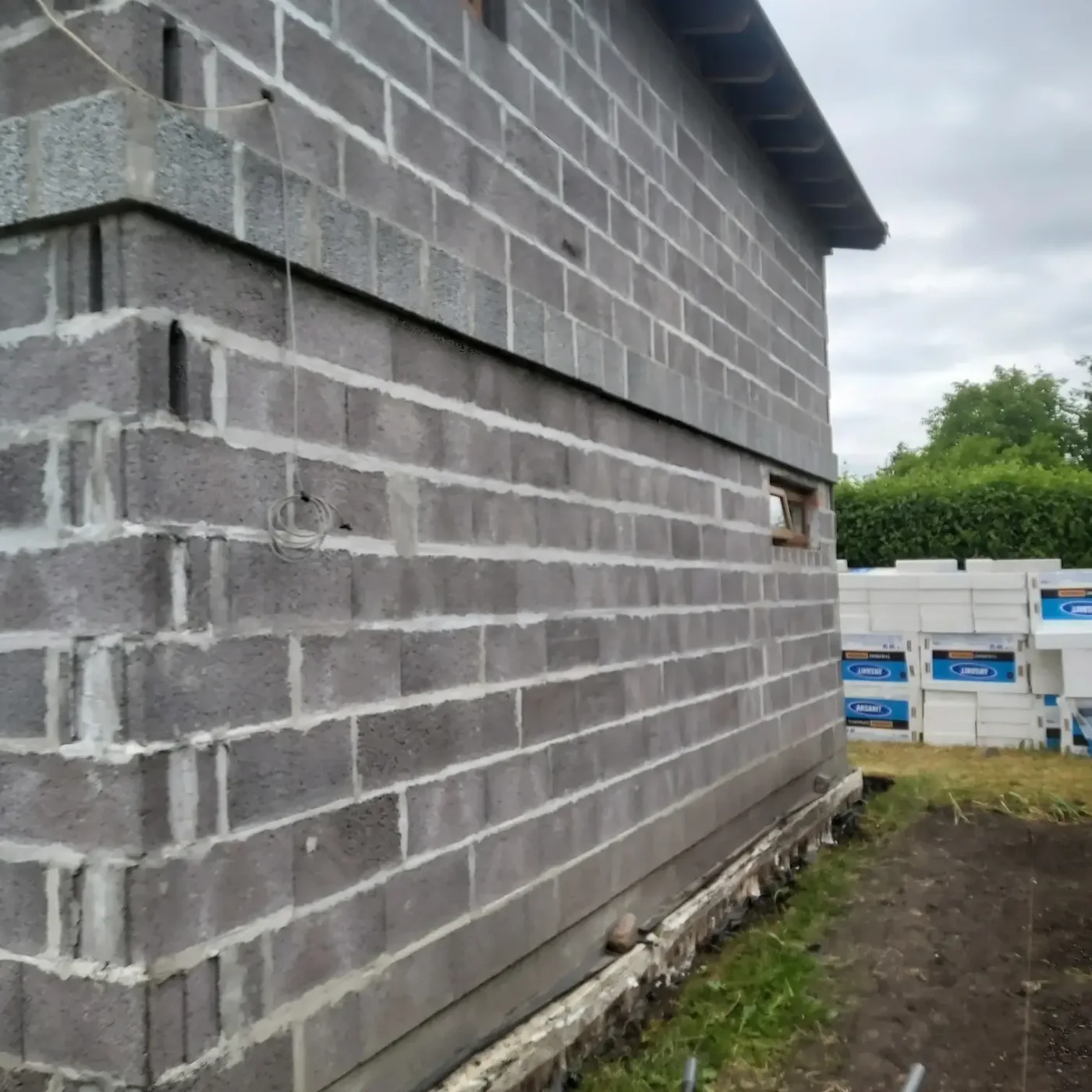 Od surowych ścian do gotowej elewacji — zdjęcie 2